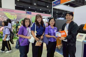STKC ออกบูธจัดแสดงชิ้นงานชุด ตารางธาตุ ในรูปแบบ AR card สร้า ... Image 65